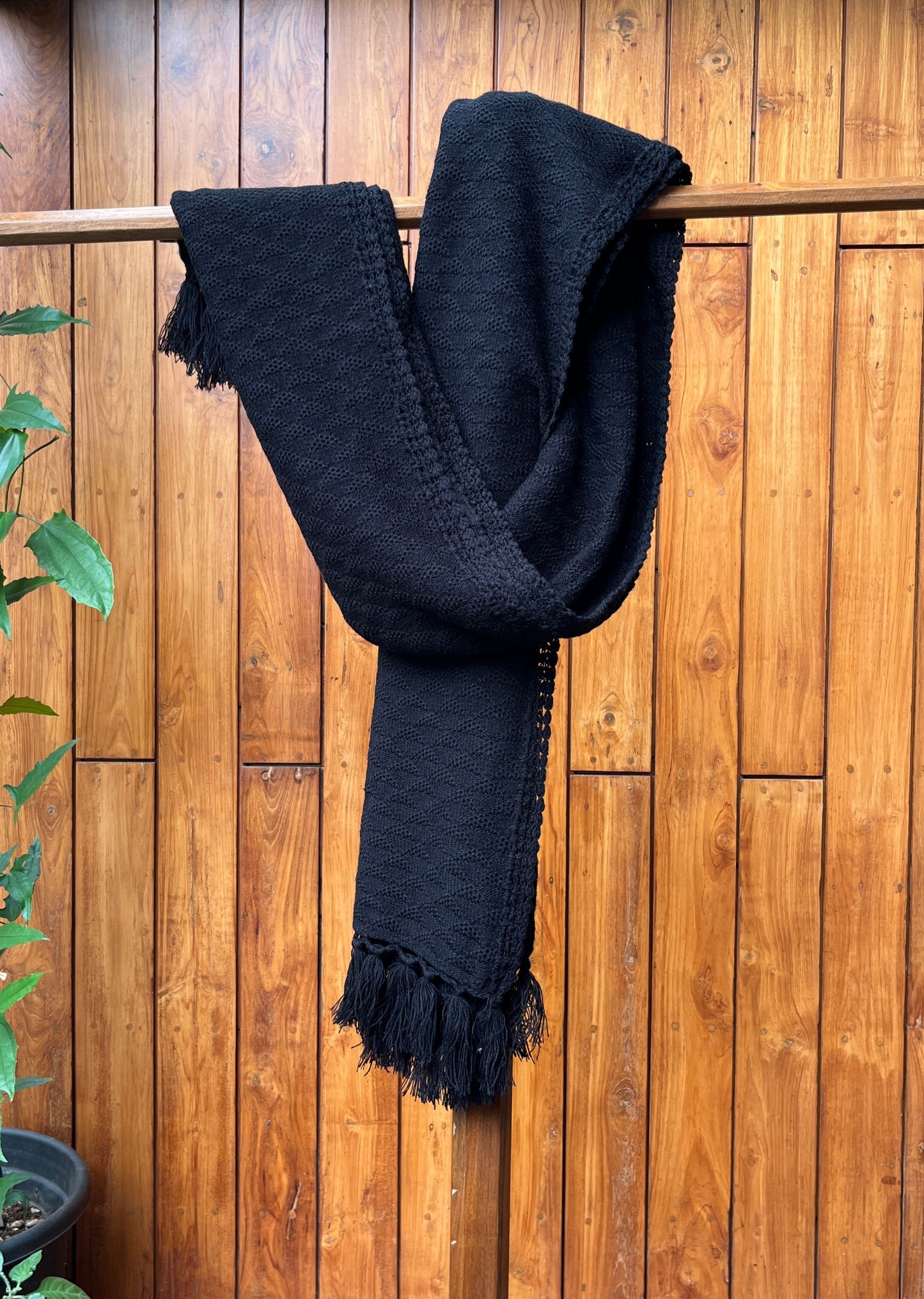 Black woollen shawl with fringes – Madhuri Woollens classic winter wrap
