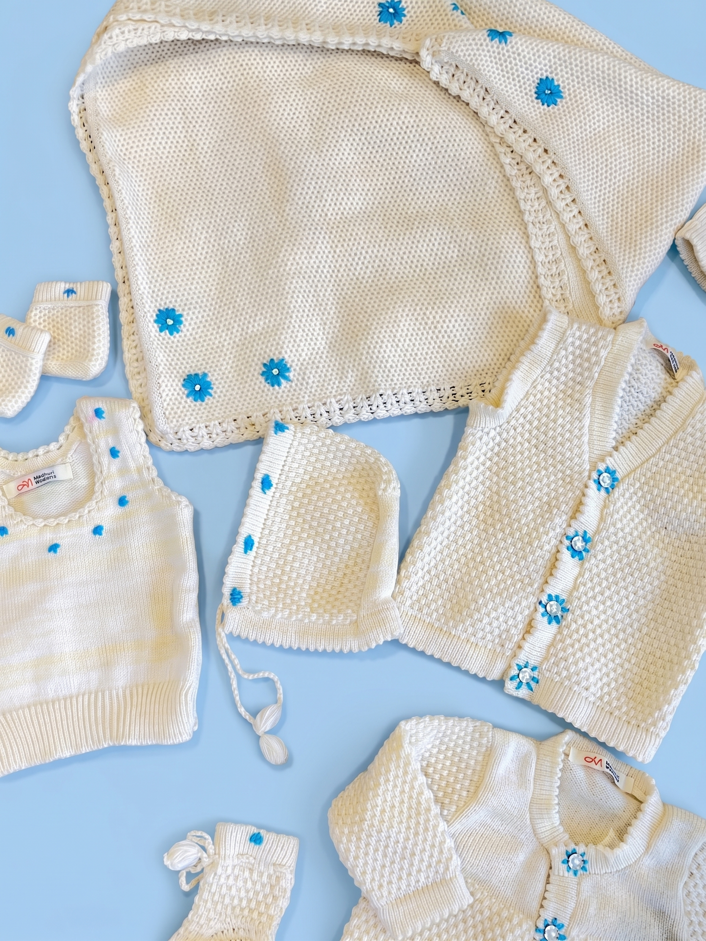Premium Soft Cream Knitted Gift Set