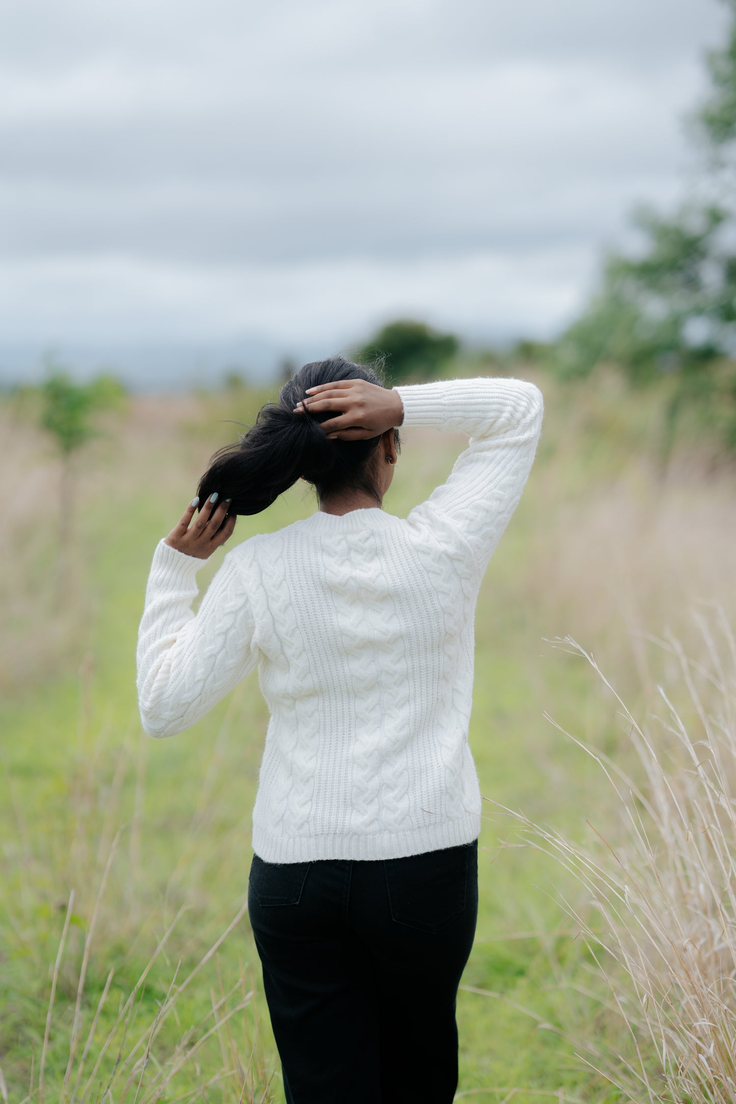 Classic Cable Knit Sweater in Ivory