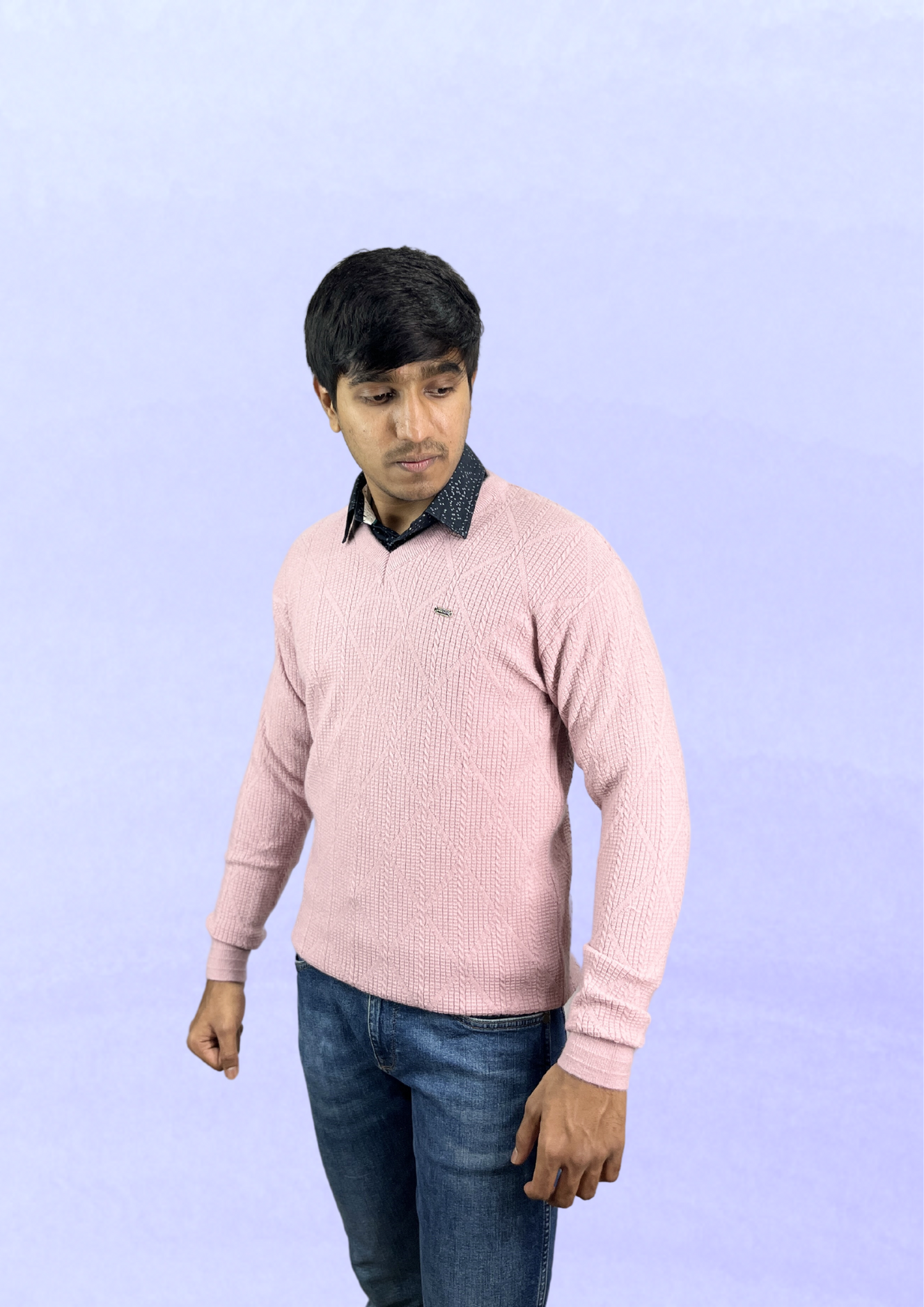 Men's Pastel Pink Diamond-Patterned Sweater