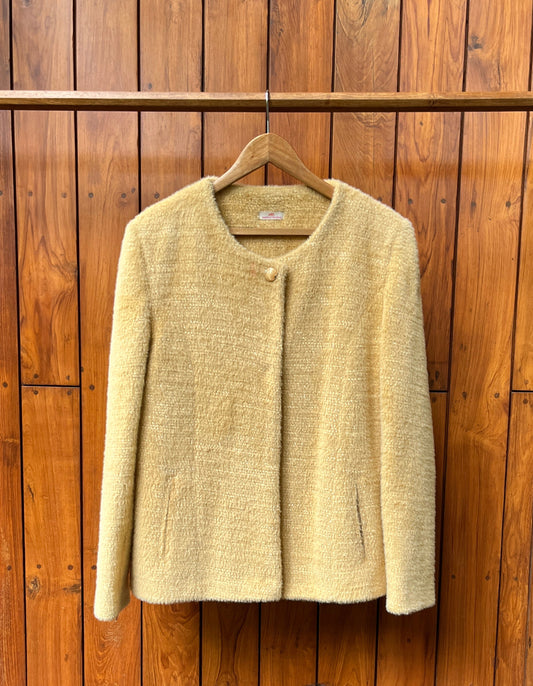 Golden beige woolen coat for women with soft texture and single-button closure